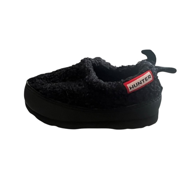 NWOB Hunter Baby Black Water Resistant Sherpa Slippers in size c5 - Picture 4 of 9